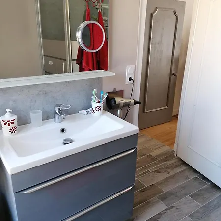 アパート Au Bord De L'eau *